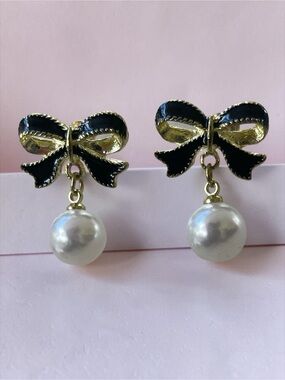 Gold Tone Black Bow Faux Pearl Drop Earrings